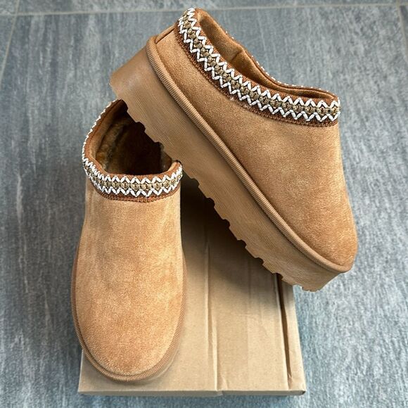 NEW Platform Slip On Clog Slippers Sherpa Faux Fur Lining Camel Brown Size 7 - Picture 13 of 13